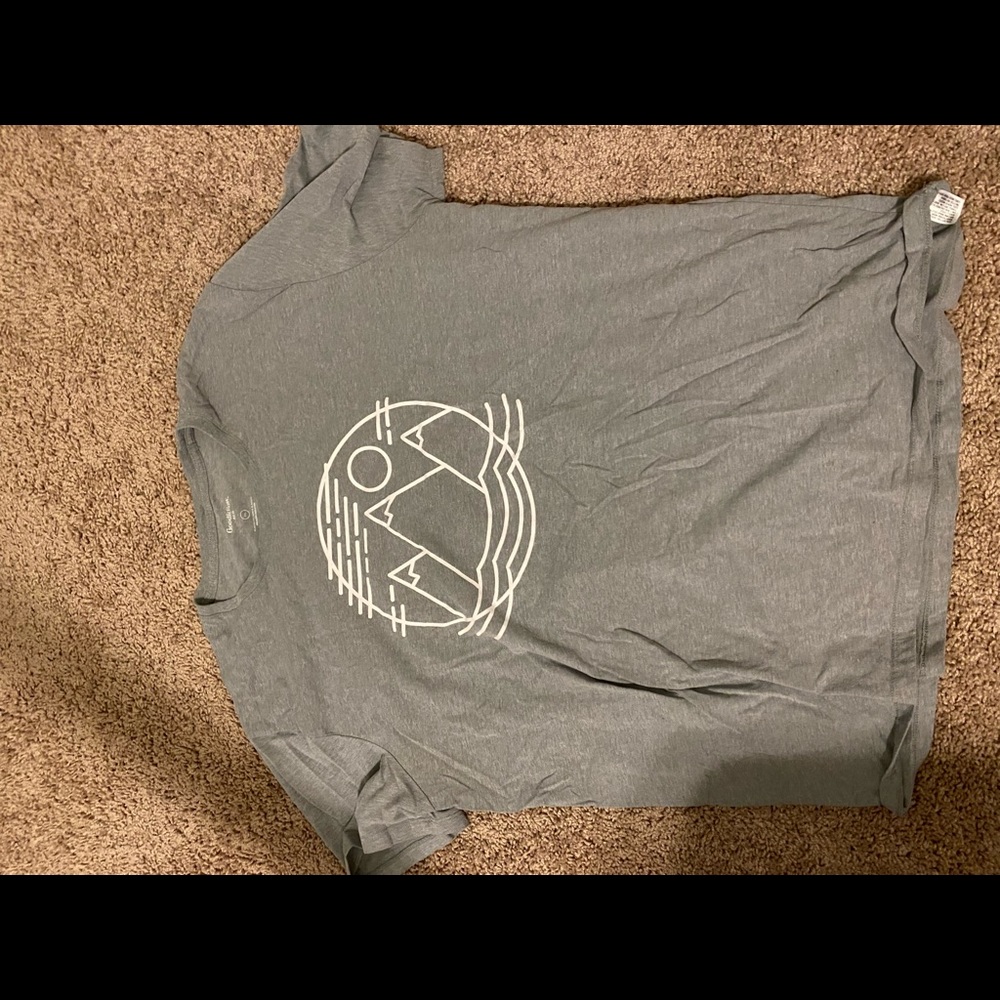 Mountain t shirt
